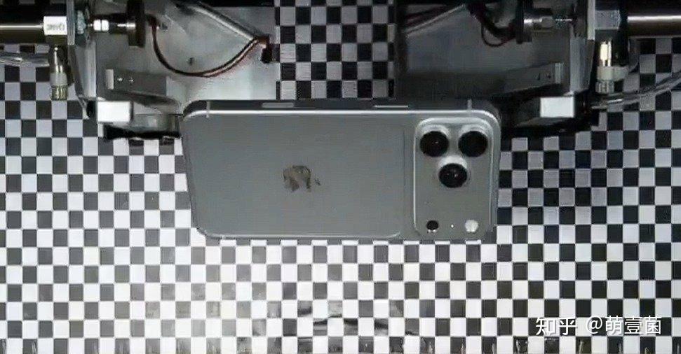 印度工厂外泄真机实拍!iPhone18Pro将是史上最大升级