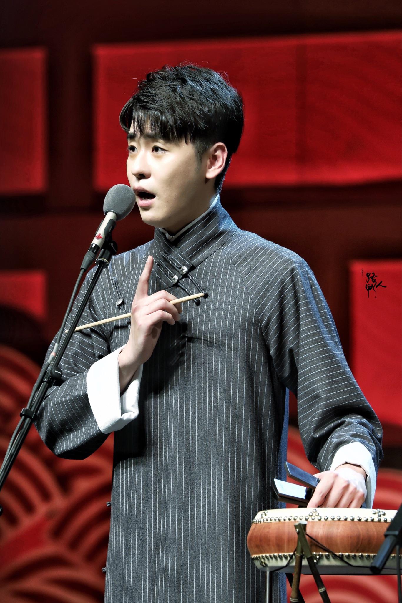 不明觉历与动人心魄张云雷的三根弦