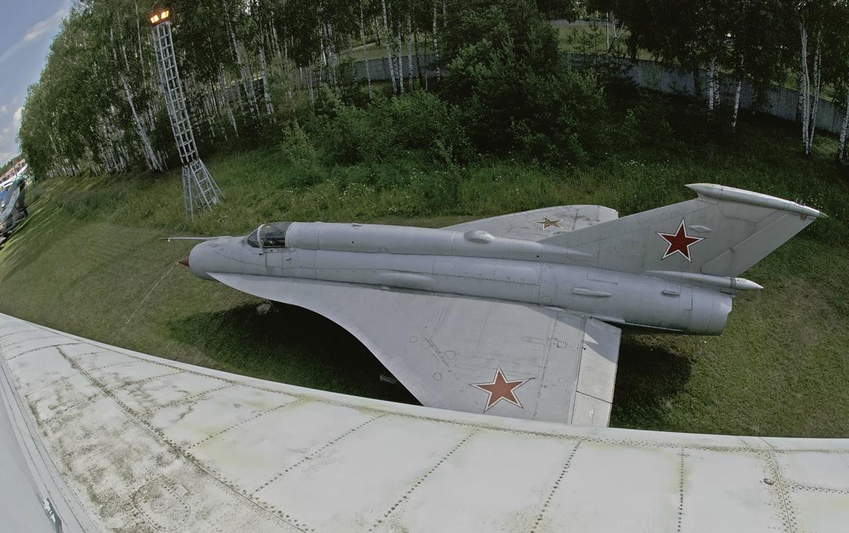 图-144 / Tupolev Tu-144（第一部分：概述、背景、发展历程、设计） - 辽观搬运的中英文维基百科词条 - 知乎