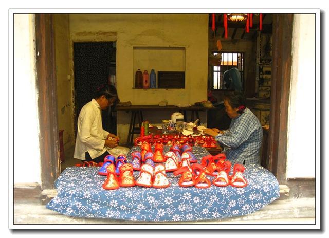 烟雨江南诗一首 v2-6b7ec206dea59bbaed1747cebadeed4a_r.jpg