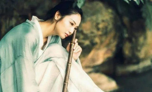 诗经里的“青青子衿”到底是什么颜色呢?答案令你感到意外和激动! - 知乎