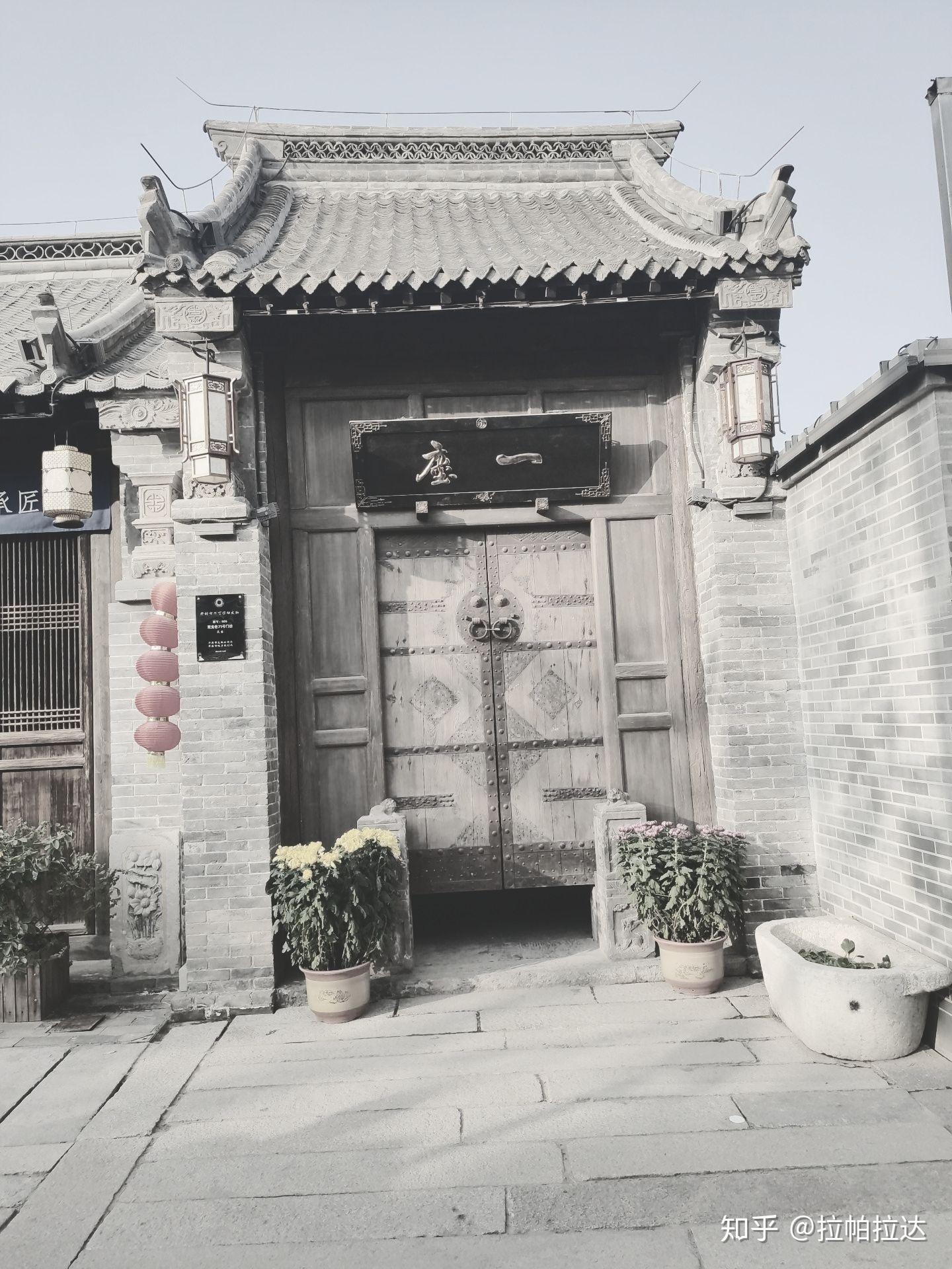 开封古城双龙巷,真漂亮拉帕拉达