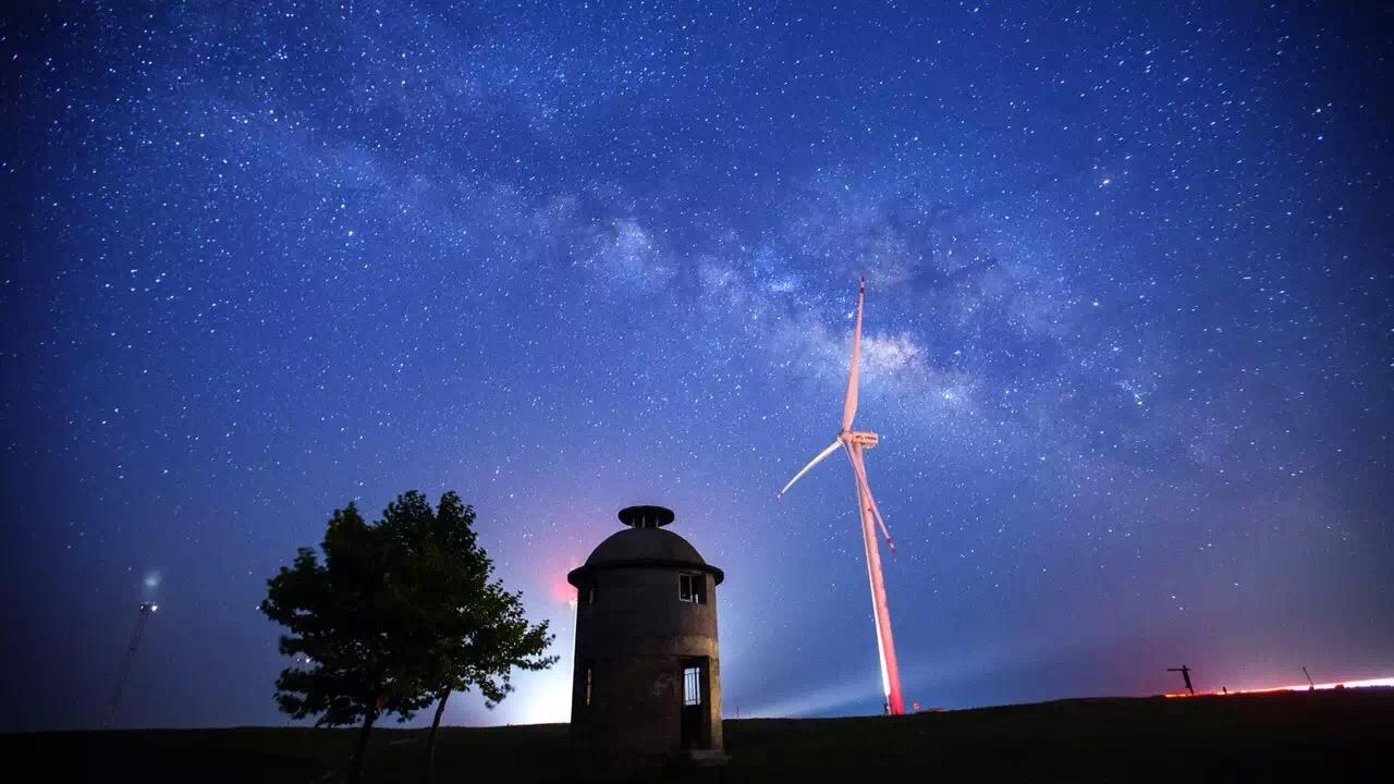 尼康D5300可以拍银河吗?还有选择地点的话,泰