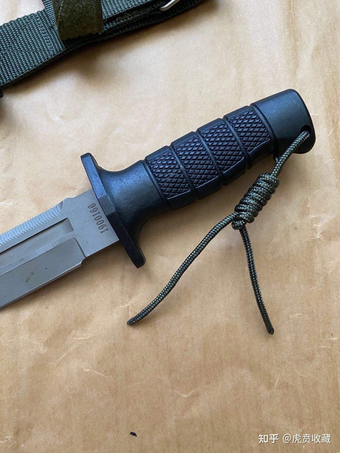 99式伞兵刀图片