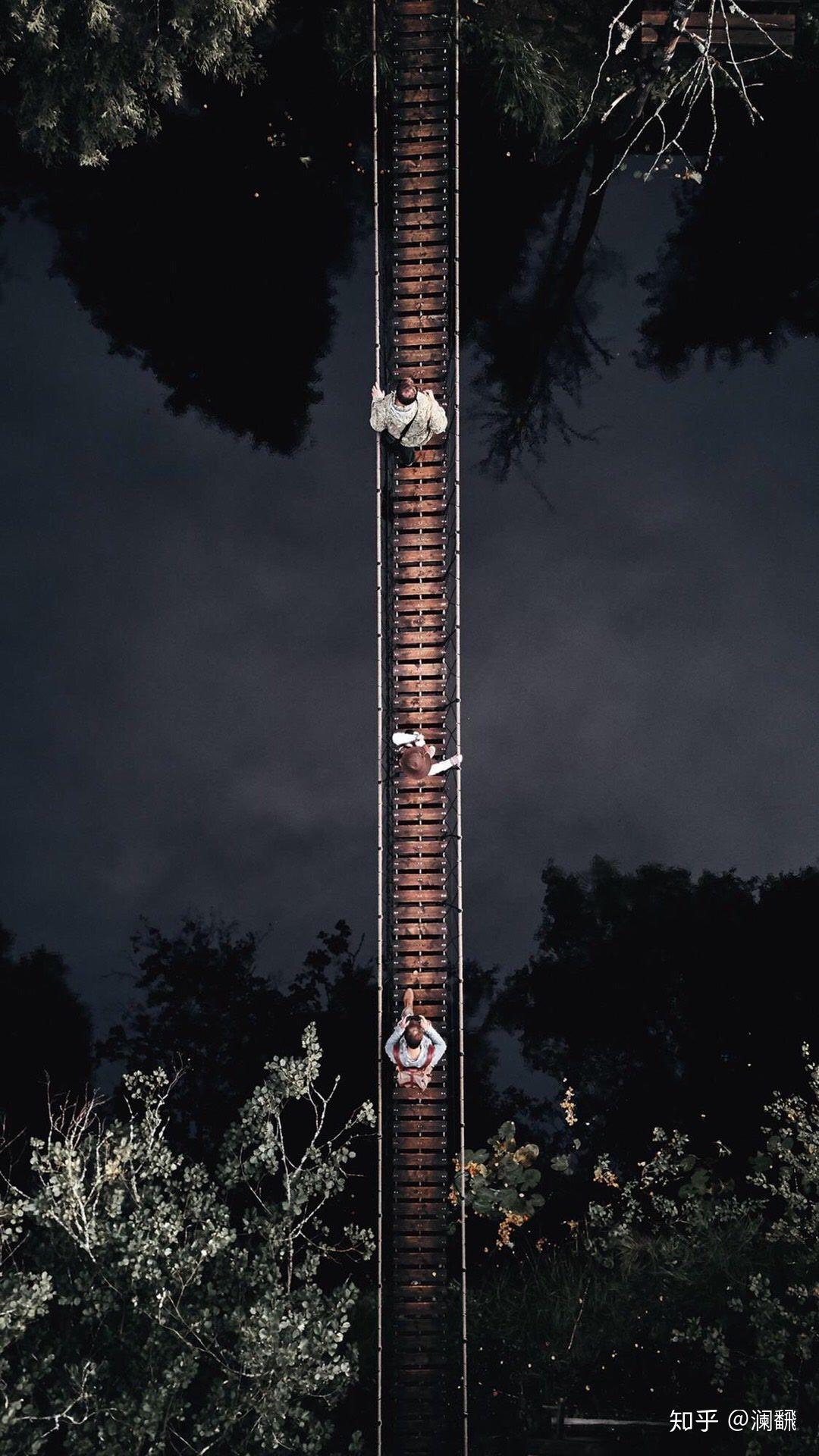 有没有acdc比较好看的手机壁纸呀竖屏高清的那种