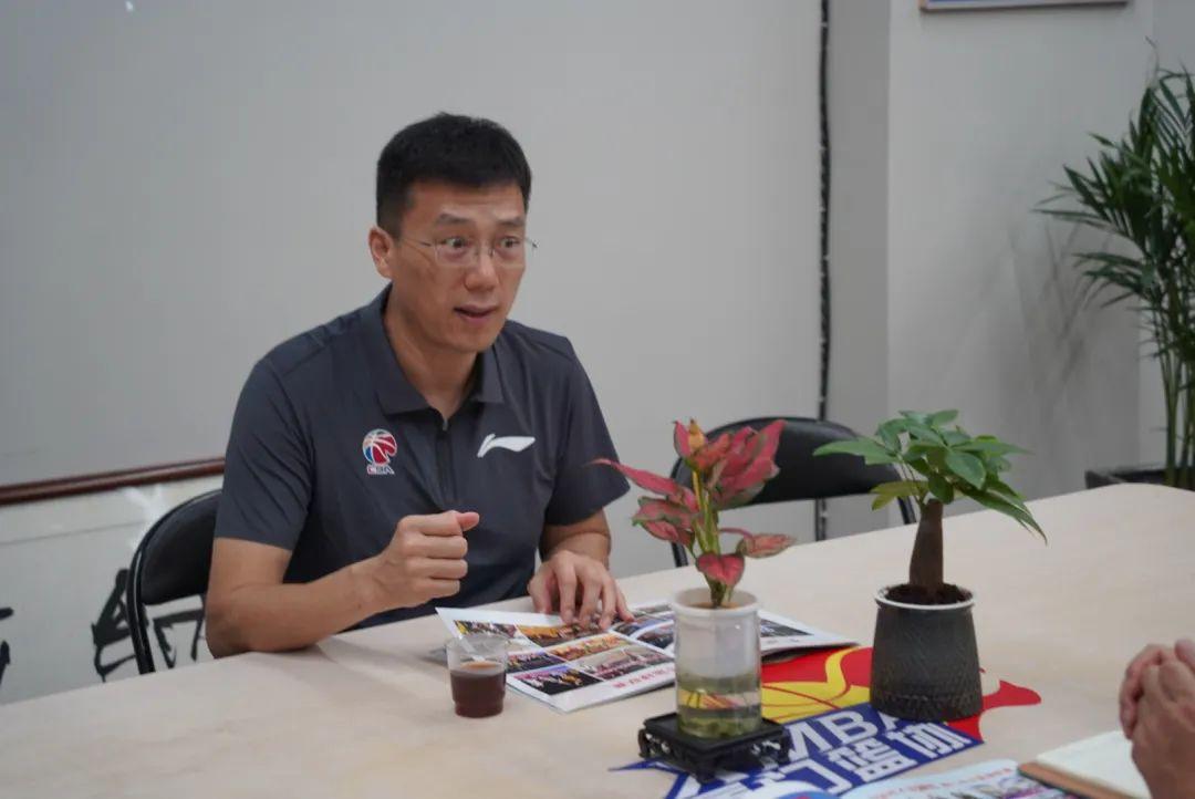 中国篮球协会标准与培训部副部长张勇赴厦门篮协调研