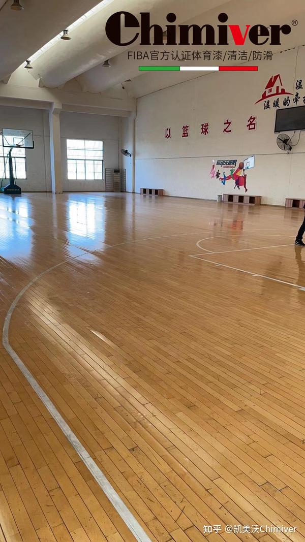 籃球球場木地板_nba球場地板是什么材料_球場運動懸浮地板