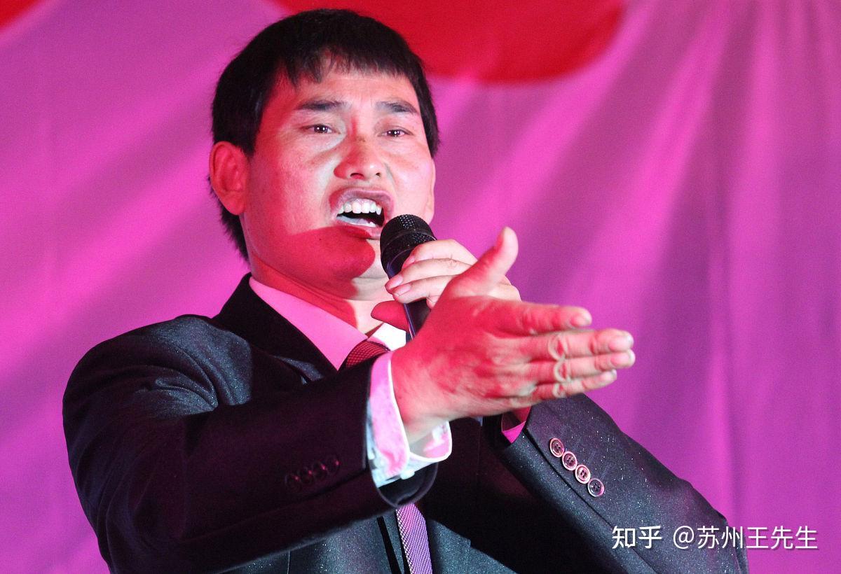 草根明星的清醒坚守:大衣哥朱之文的初心与生存 - 知乎