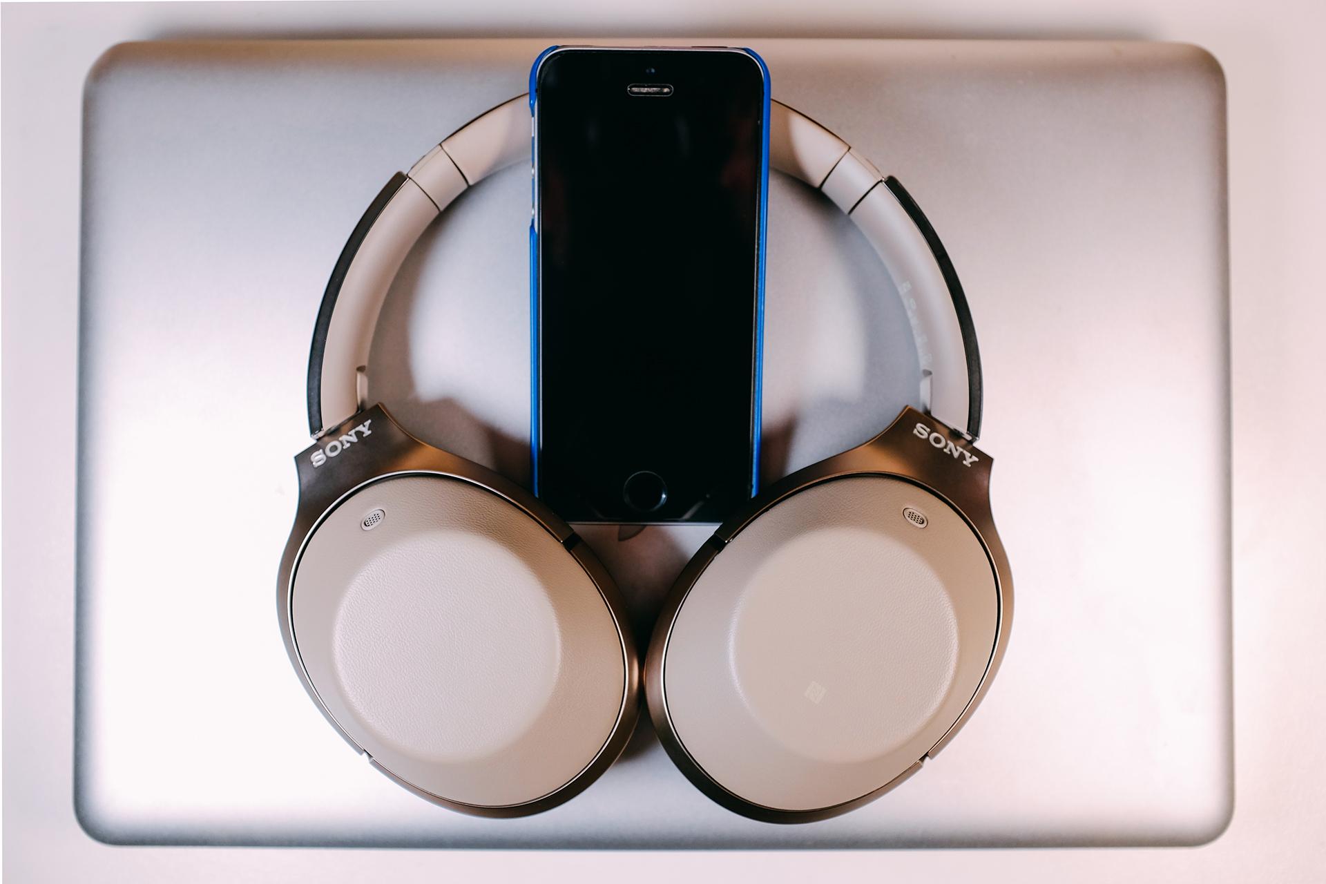 日式细腻--SONY MDR-1000X无线降噪耳机测