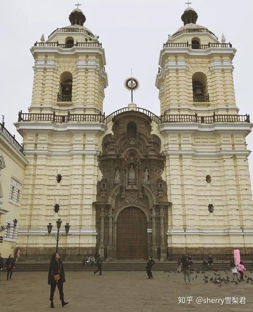 在失落的印加文明和狂野的自然景观中,领略这个南美风情小国的独特魅力