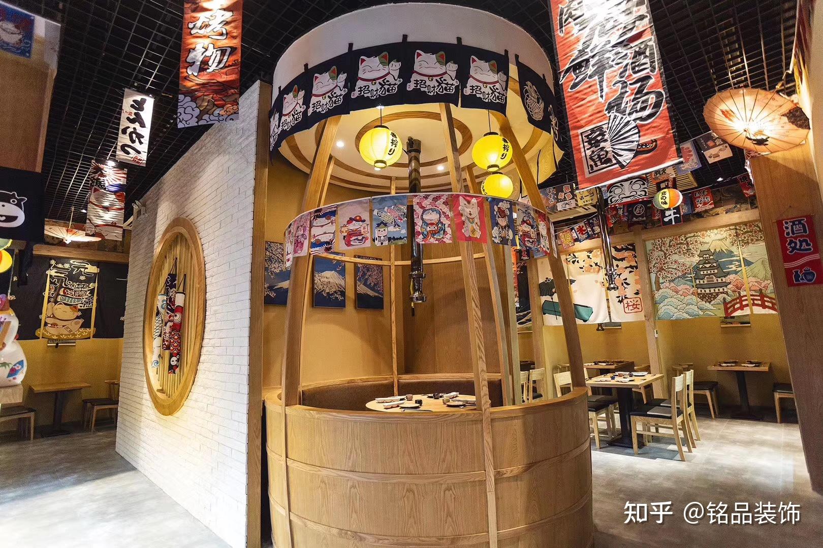200㎡工装装修日式原木风格烤肉店铺异国风情的用餐体验