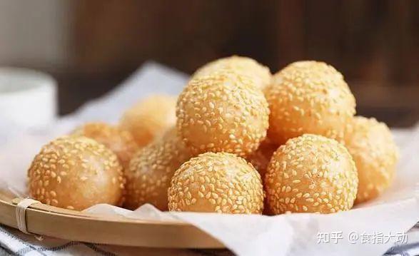炸麻团，空心怎么做？掌握2个技巧，个个空心不开裂，香甜酥脆 - 知乎