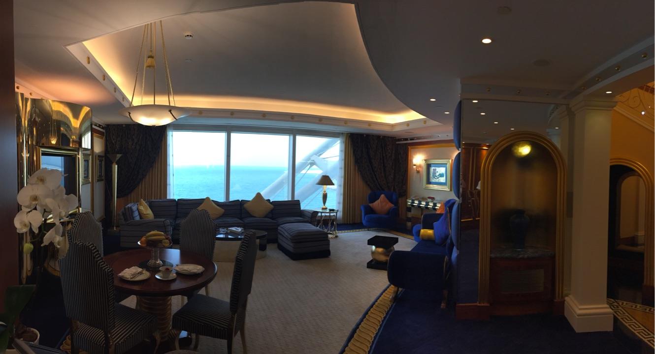 迪拜帆船酒店一晚上房价(迪拜帆船酒店住一晚多少人民币)