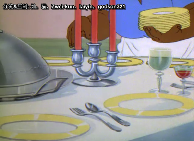 在28集之后,她工作服的颜色会换一下,比如这是第四集fraidy cat的截图