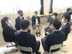 请输入图片描述