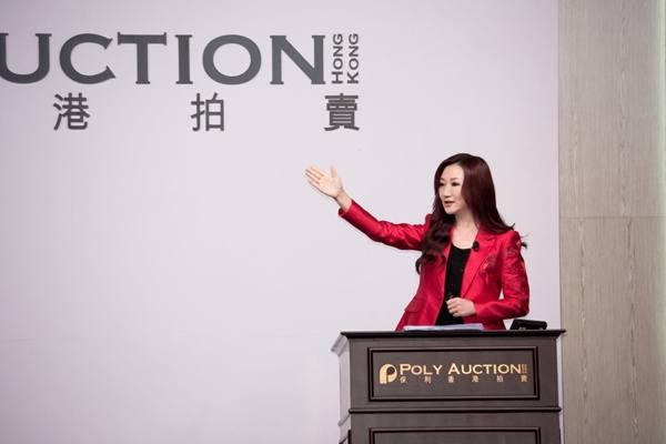 有哪些像陈良玲一样的美女拍卖师