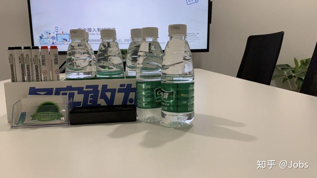 这是因为怡宝矿泉水,是字节跳动的第一个大客户.