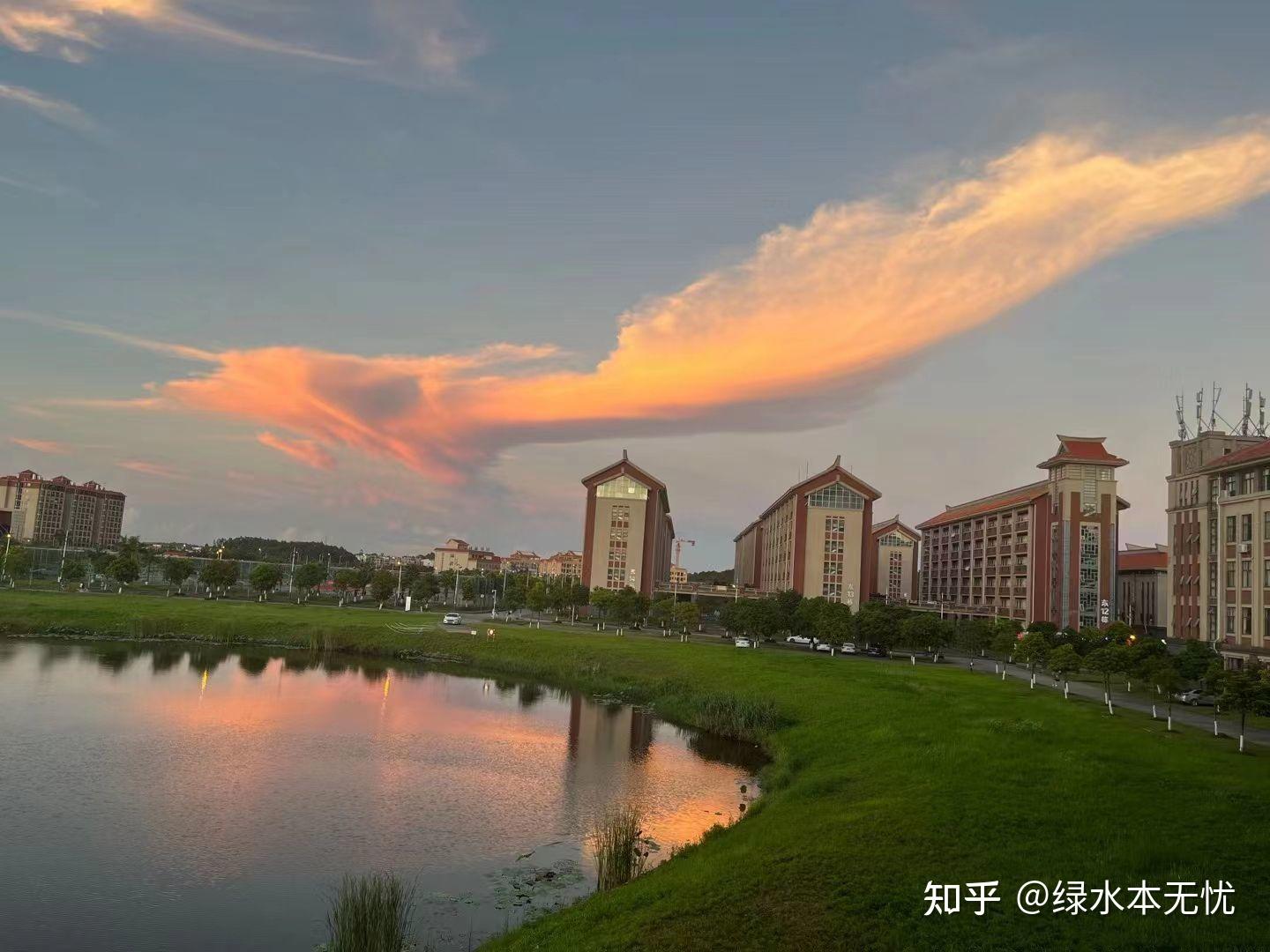 北部湾大学景区图片