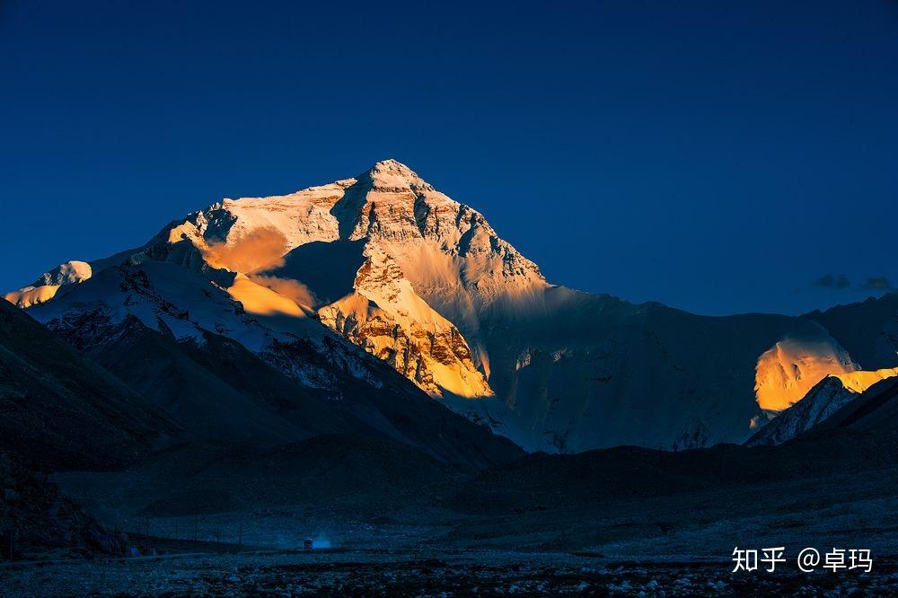 西藏最高峰珠穆朗玛峰 v2-6e96d5c6968b621d3ecbad24b394ed32_r.jpg