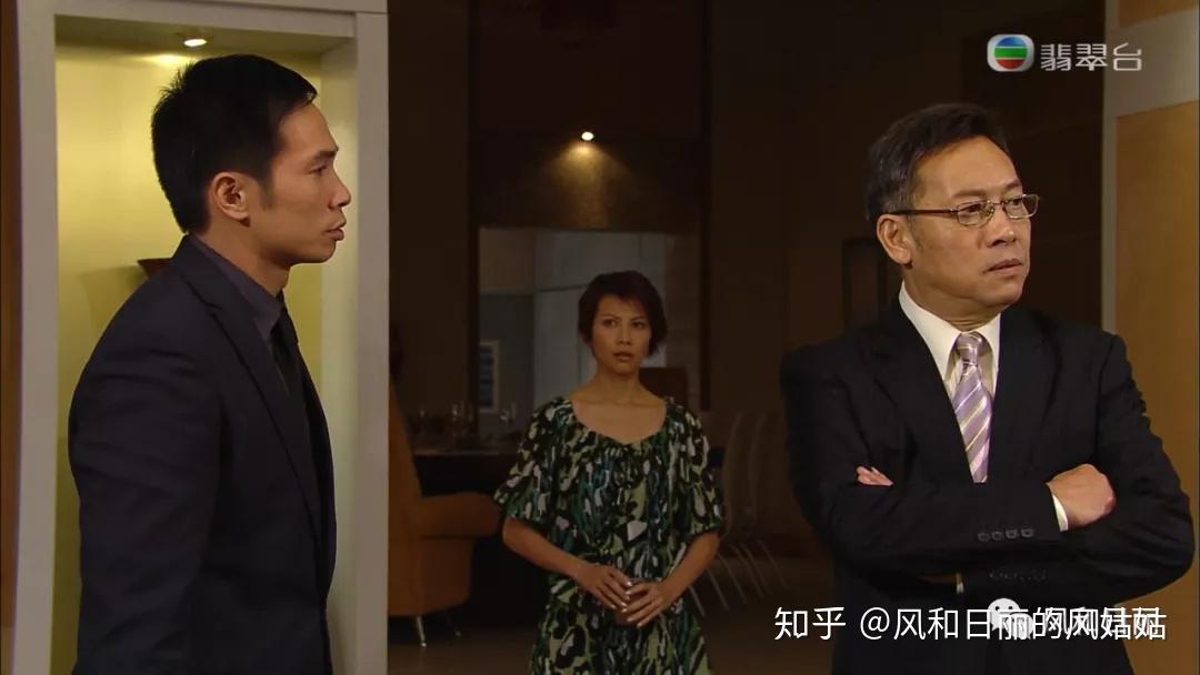 哪怕贺峰的儿子,老婆,知己好友都纷纷觉得:今时今日,你不用再忍宋世万