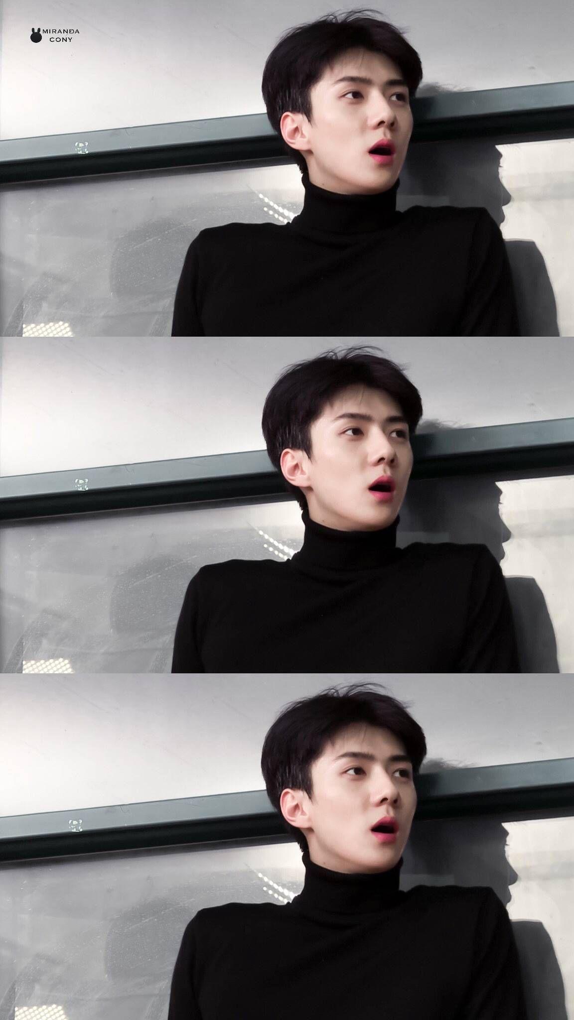 有没有吴世勋的神级壁纸