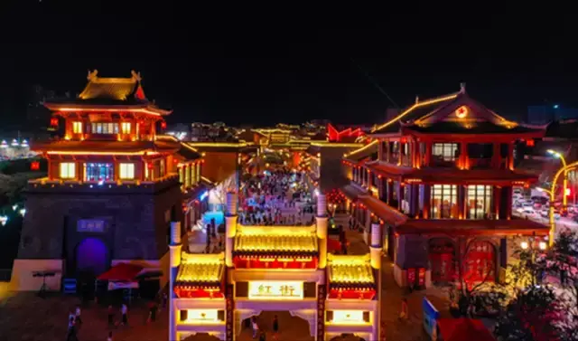 万达这条新开的红街,一个月200万人次流量!如何做到的?