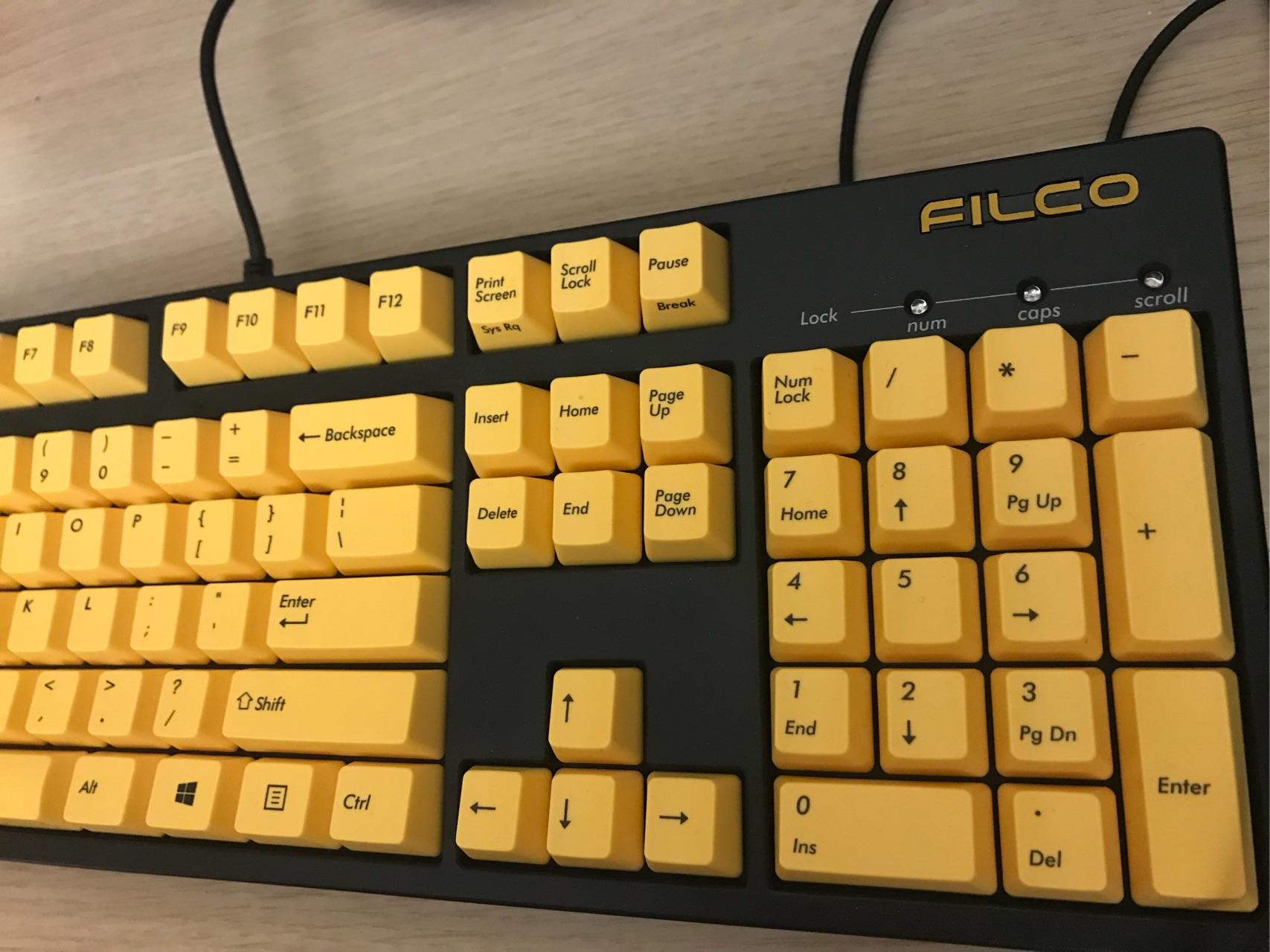 求男生玩lol的机械键盘和鼠标的推荐,预算4000