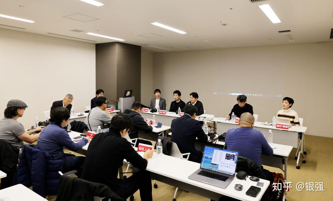 与佳能谈镜头:轻量化没有魔法,只有“慢工出细活”!