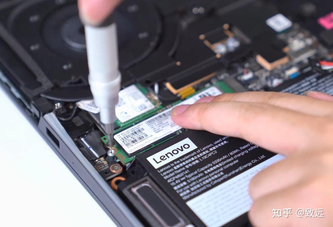 y9000k 2020硬盘加装内存更换教程