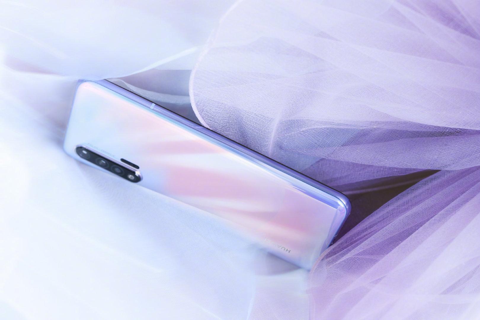 华为nova 6 系列正在热卖中,有哪些值得关注的产品信息?