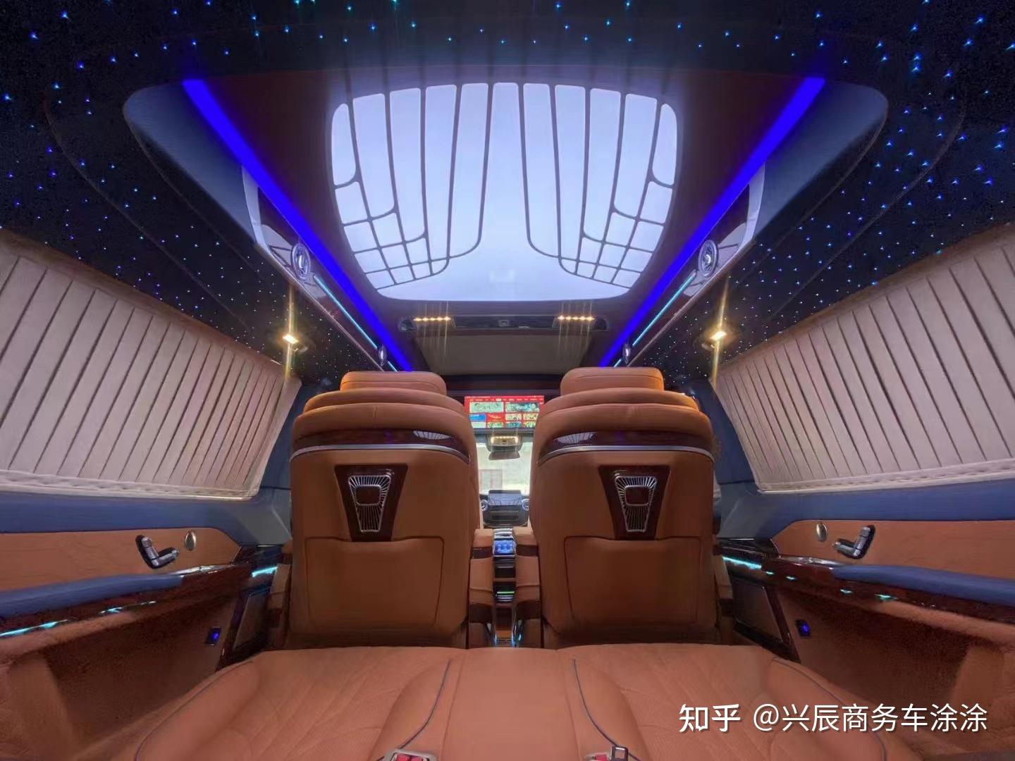 奔驰私人定制豪华MPV长滑轨版,是奔驰MPV的进步还是原地踏步? - 知乎