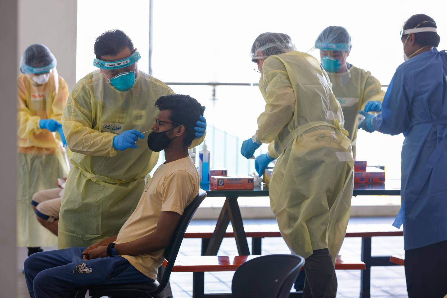 三,新冠肺炎特定人群是指哪些人群