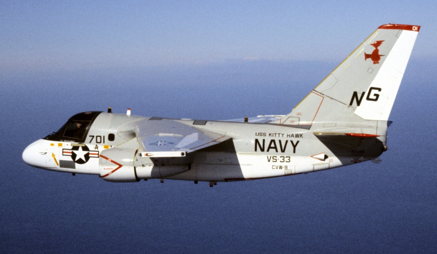 美国航母固定翼反潜机图片