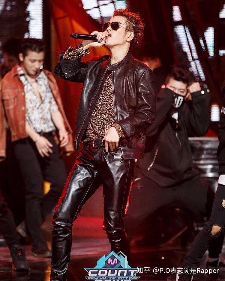 安利一个舞台上克里斯马台下秒变傻瓜小可爱的blockb忙内表志勋