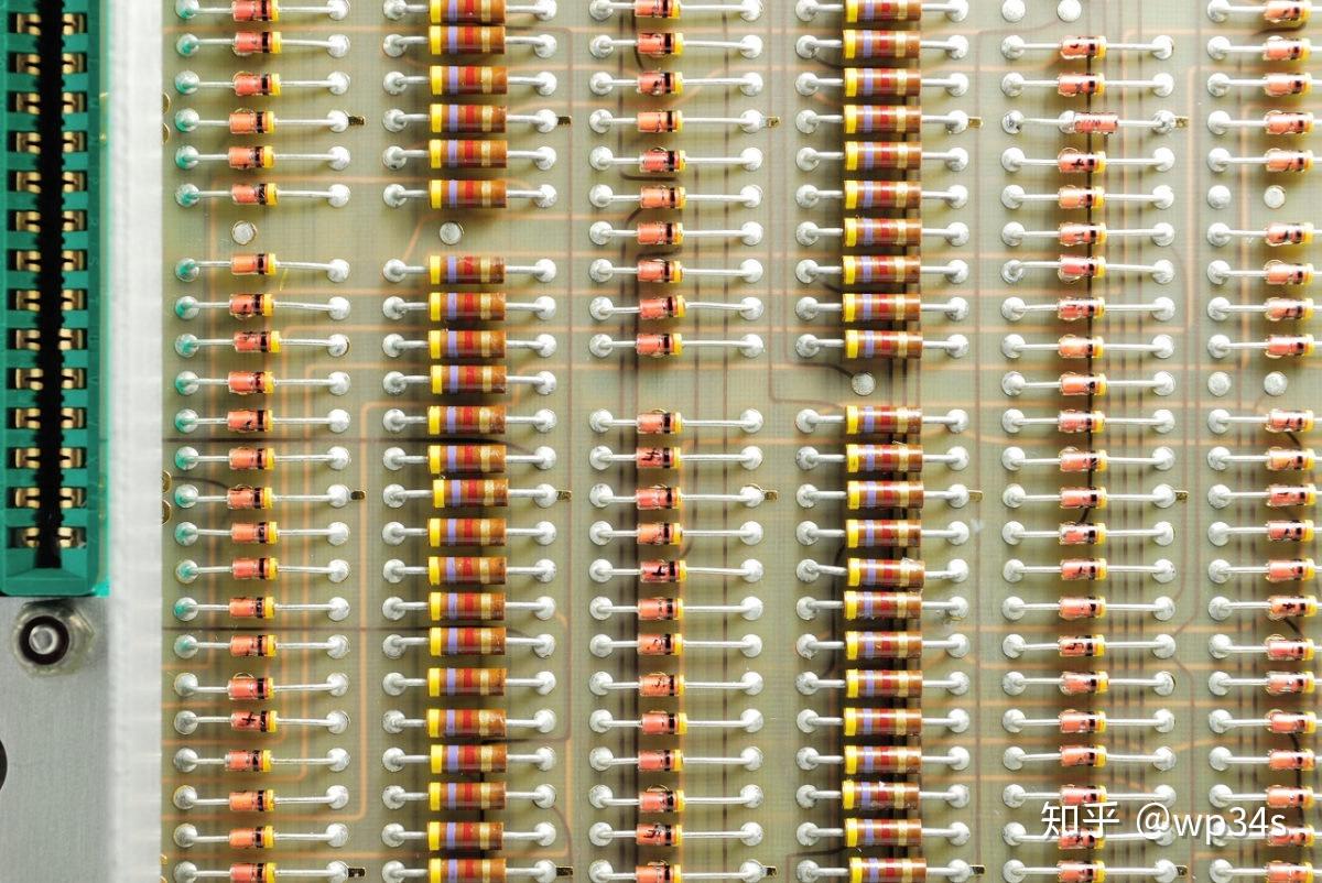 电与磁的极致艺术~1968年的HP9100A晶体管计算器(机)-2