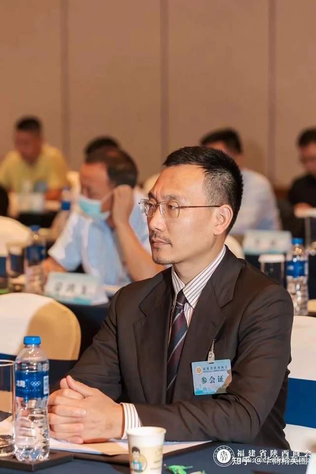 闽商风采 | 高文斌:文思敏捷敢斗心裁巧,斌制服饰全凭手艺工