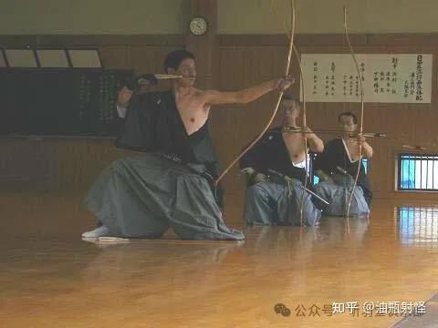 译读稻垣源四郎《日置流印西派步射弓道教本》第四章：居射礼（一