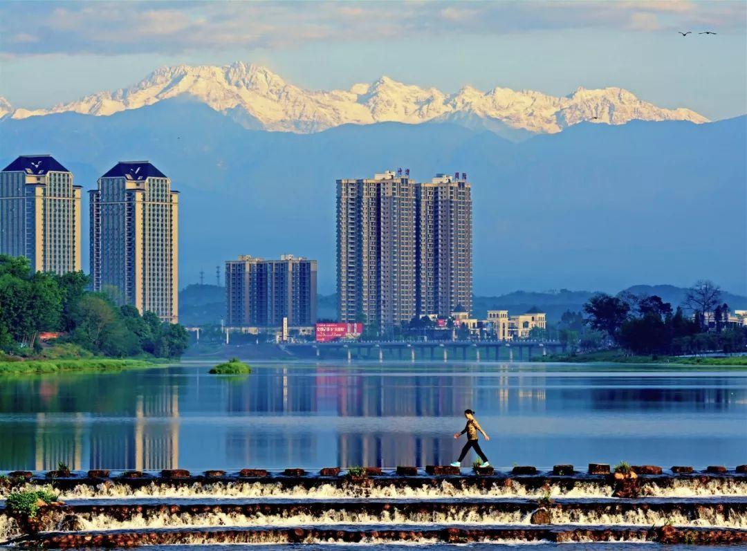 公园城市有多美这幅邛崃画卷等你来打开