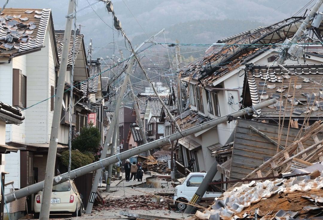 压在倒塌的住宅下难以逃生;据日本气象厅称,这是自2016年熊本地震以来