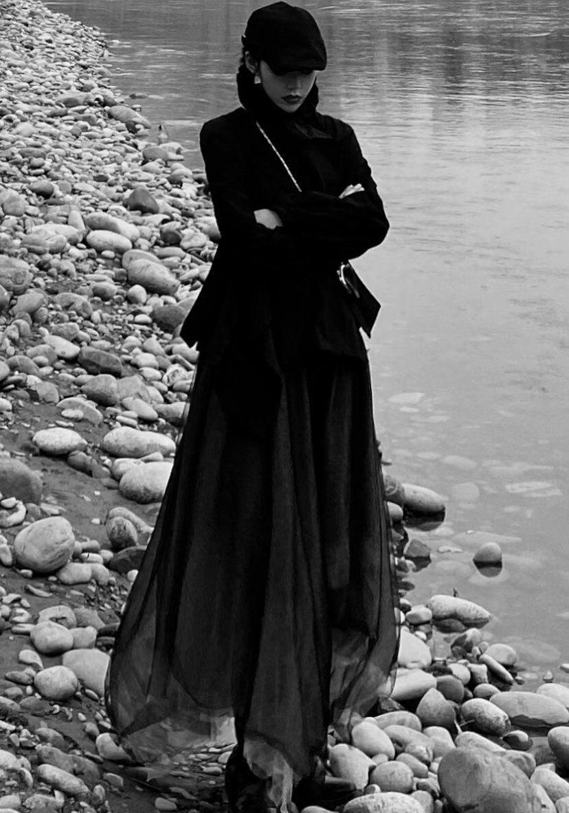 有没有类似这样的头像侧身图