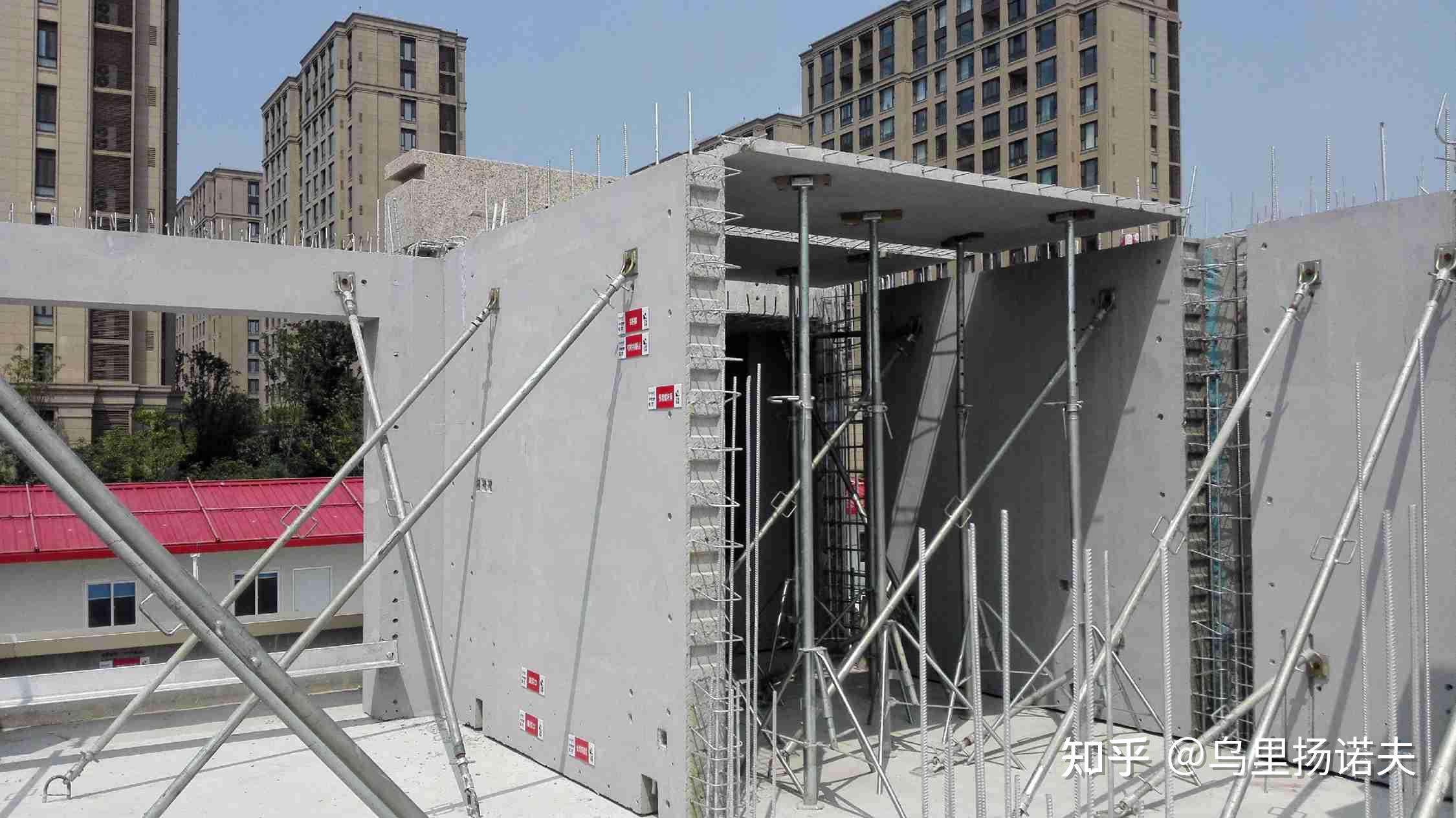 装配式混凝土建筑是指以工厂化生产的混凝土预制构件为主, 通过现场装