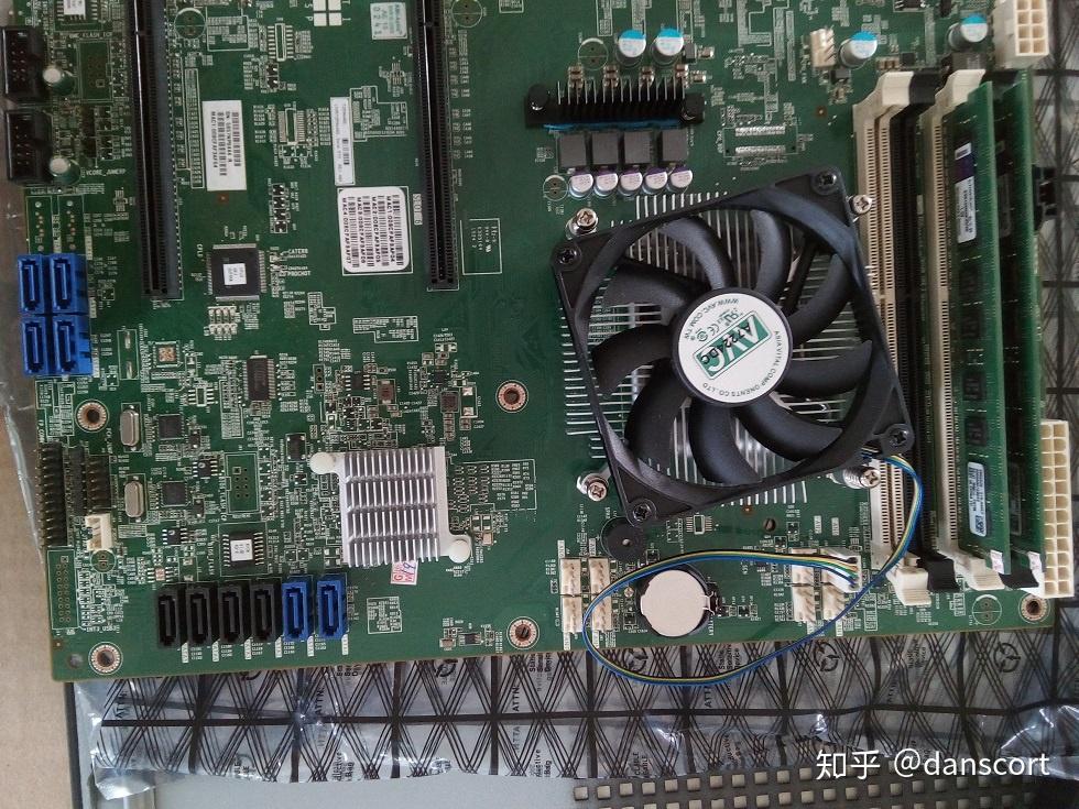 主板,因为要支持e3-1220l(v3), 从淘宝买了一块英业达b400g3-10g服务