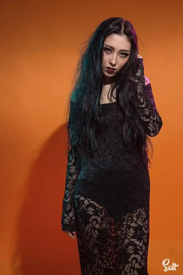 盐计划的朋友化妆师ziga爱刺青爱美黑用化妆提升自我魅力