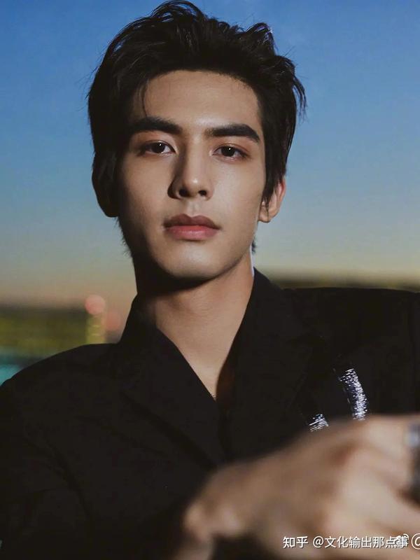 目前在海外几个较火且帅气的中国男星 - 知乎