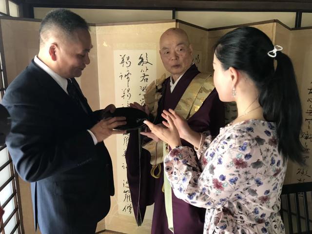 建盏匠人陈乃文烧制的复古油滴盏被日本权威文玩收藏机构收藏