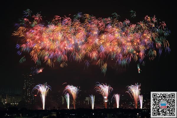 点缀浪漫夏夜 17日本花火大会预告大全 知乎