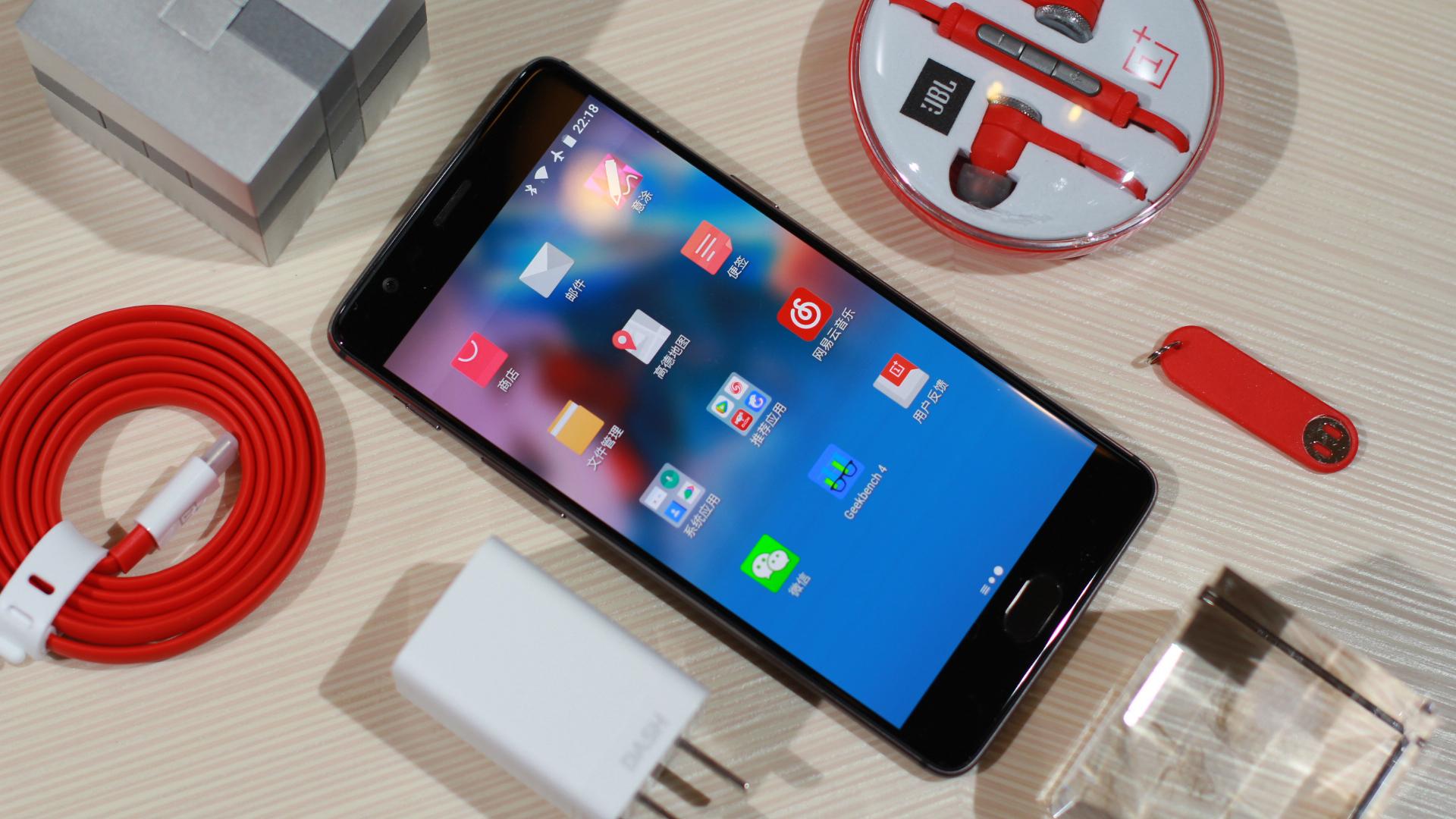 如何选购一部不错的手机?