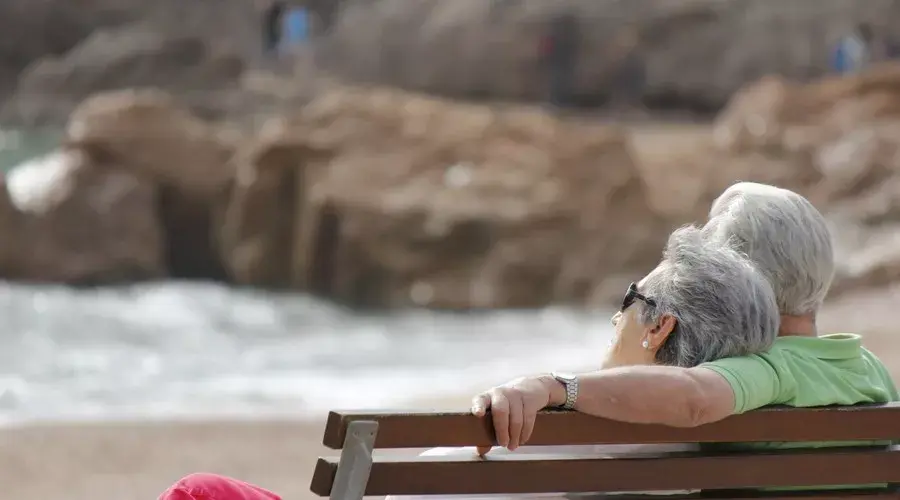 看,欧洲老人退休生活图鉴!