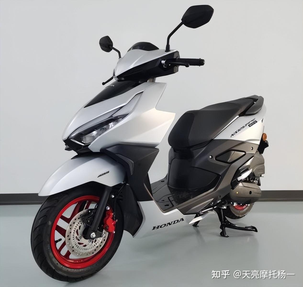 杨一裂行迭代装配esp发动机abs新大洲本田ns125rx新车亮相