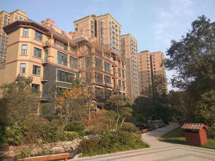 郑州高新区新合鑫睿智禧园环境不错已经没房了不过有地下室